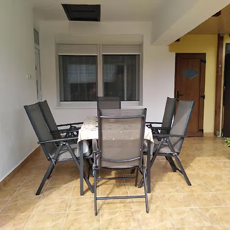 Apartment In Fonyd Mit Grosser Terrasse *