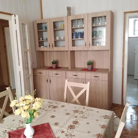 Apartment In Fonyd Mit Grosser Terrasse *